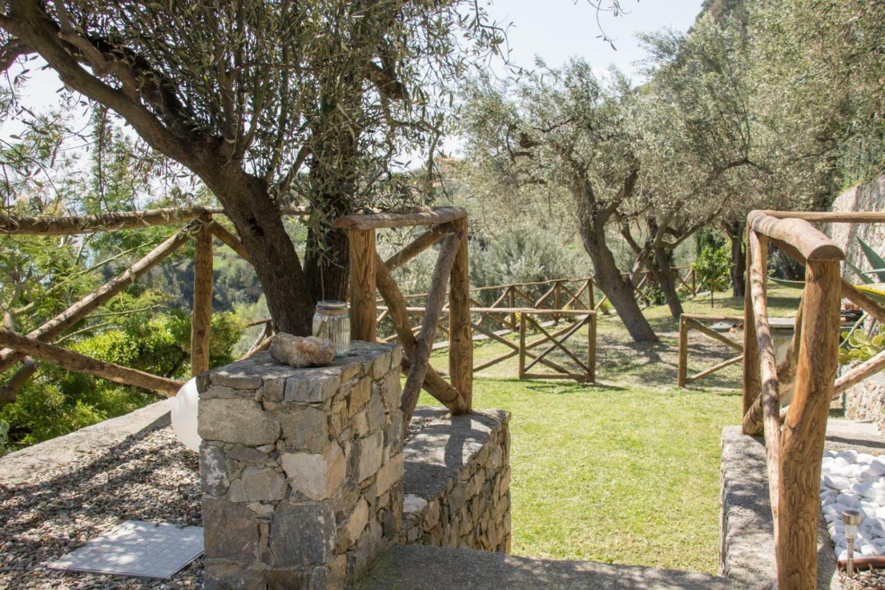 Villa Degli Ulivi B&B Finale Ligure Dış mekan fotoğraf