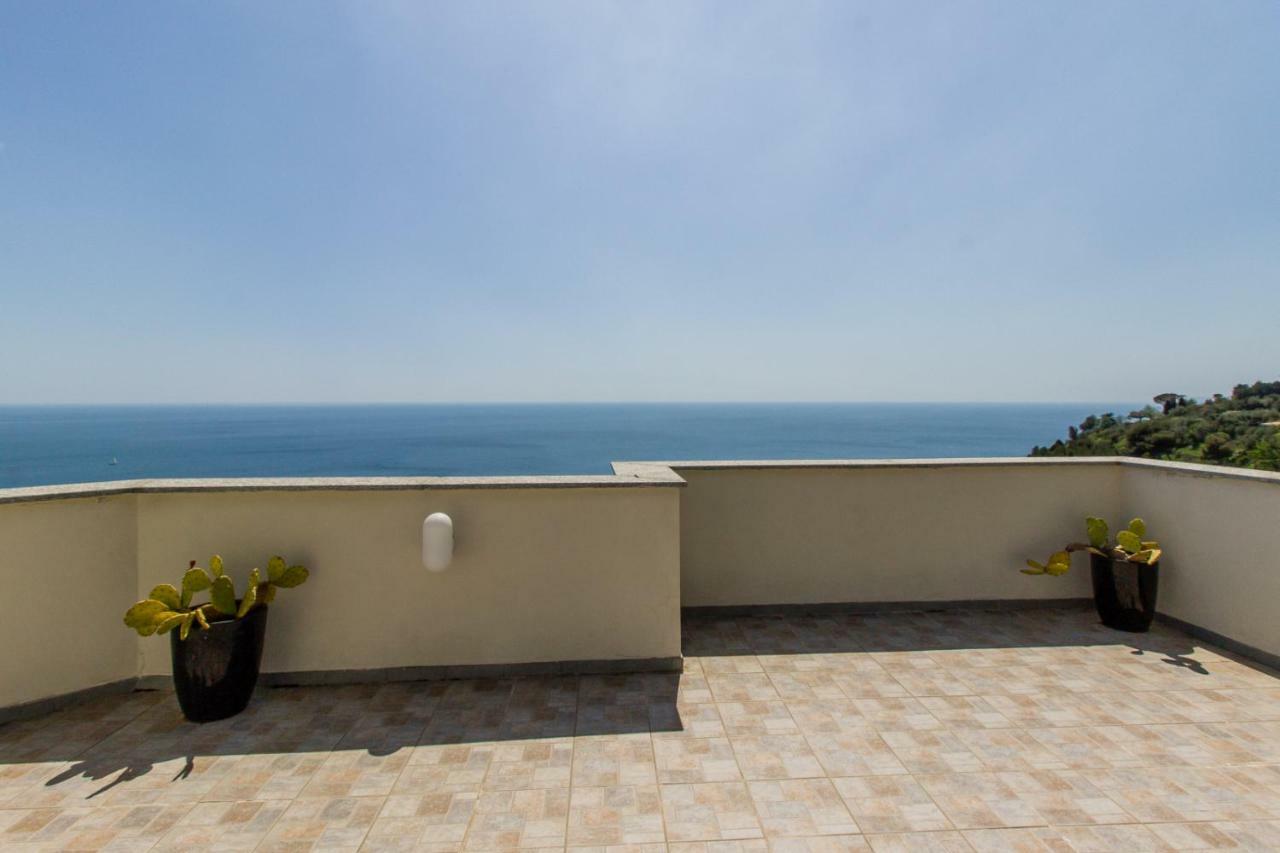 Villa Degli Ulivi B&B Finale Ligure Dış mekan fotoğraf
